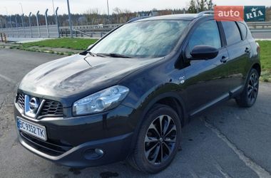 Позашляховик / Кросовер Nissan Qashqai 2012 в Києві
