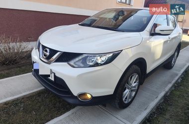 Внедорожник / Кроссовер Nissan Qashqai 2016 в Ивано-Франковске