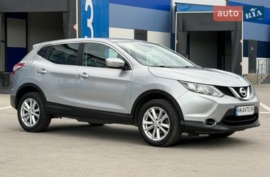 Внедорожник / Кроссовер Nissan Qashqai 2015 в Ровно