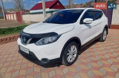 Позашляховик / Кросовер Nissan Qashqai 2016 в Миколаєві