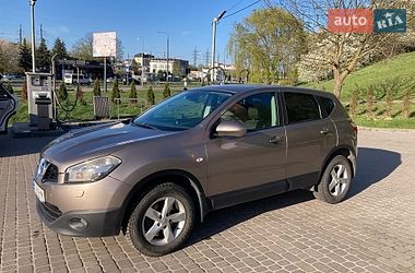 Внедорожник / Кроссовер Nissan Qashqai 2013 в Львове