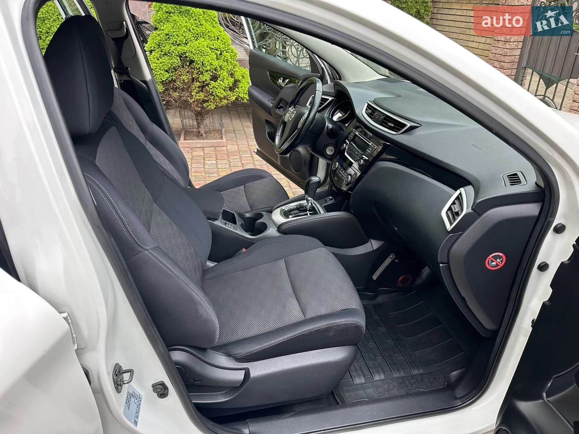 2014 Nissan Qashqai - мініатюра 23