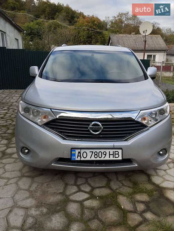 Минивэн Nissan Quest 2016 в 