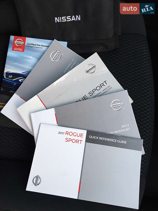 Внедорожник / Кроссовер Nissan Rogue Sport 2017 в Днепре