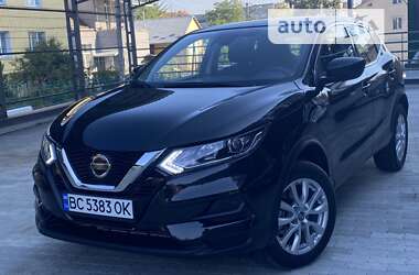 Nissan Rogue Sport 2021