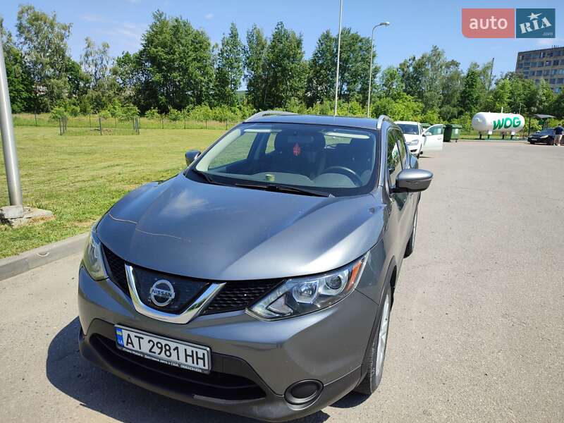 Nissan Rogue Sport 2018