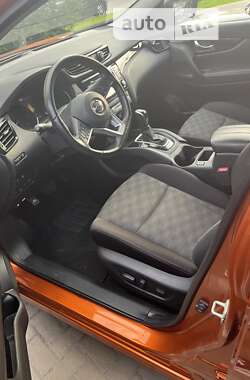 Внедорожник / Кроссовер Nissan Rogue Sport 2020 в 