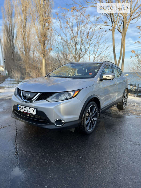 Внедорожник / Кроссовер Nissan Rogue Sport 2017 в Одессе