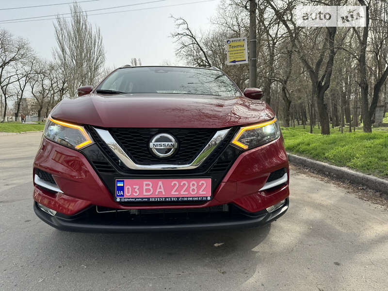Внедорожник / Кроссовер Nissan Rogue Sport 2019 в Николаеве