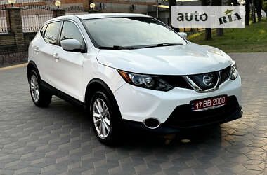 Позашляховик / Кросовер Nissan Rogue Sport 2018 в Лубнах
