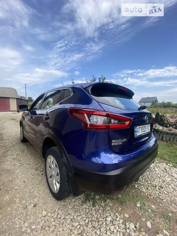 Внедорожник / Кроссовер Nissan Rogue Sport 2020 в Ивано-Франковске