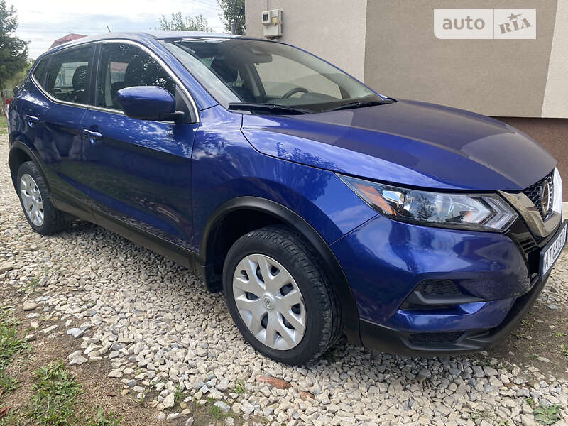 Внедорожник / Кроссовер Nissan Rogue Sport 2020 в Ивано-Франковске