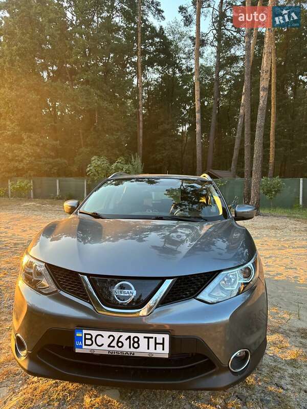 Внедорожник / Кроссовер Nissan Rogue Sport 2018 в Львове