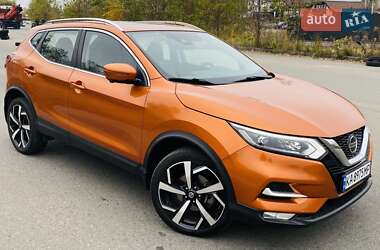 Позашляховик / Кросовер Nissan Rogue Sport 2020 в Києві