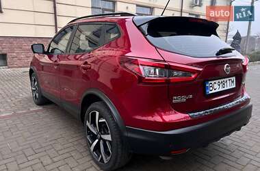 Позашляховик / Кросовер Nissan Rogue Sport 2022 в Львові