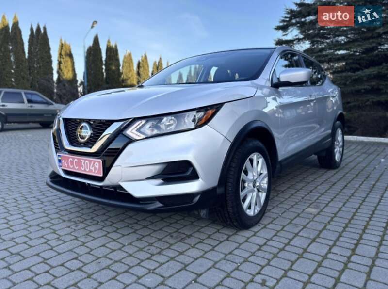 Внедорожник / Кроссовер Nissan Rogue Sport 2021 в Калуше