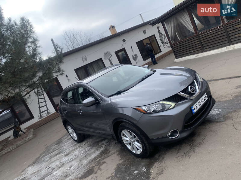 Внедорожник / Кроссовер Nissan Rogue Sport 2017 в Новомосковске фото 14 Внедорожник / Кроссовер Nissan Rogue Sport 2017 в Новомосковске