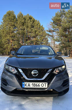 Внедорожник / Кроссовер Nissan Rogue Sport 2020 в Киеве