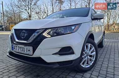 Позашляховик / Кросовер Nissan Rogue Sport 2021 в Івано-Франківську