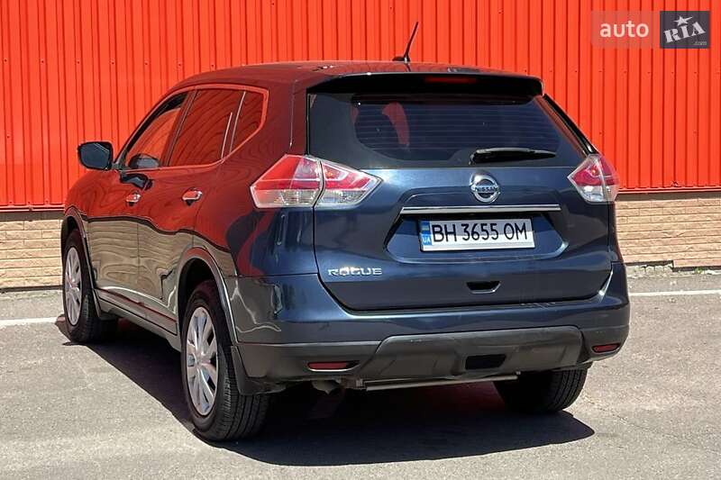 Внедорожник / Кроссовер Nissan Rogue Sport 2015 в Львове