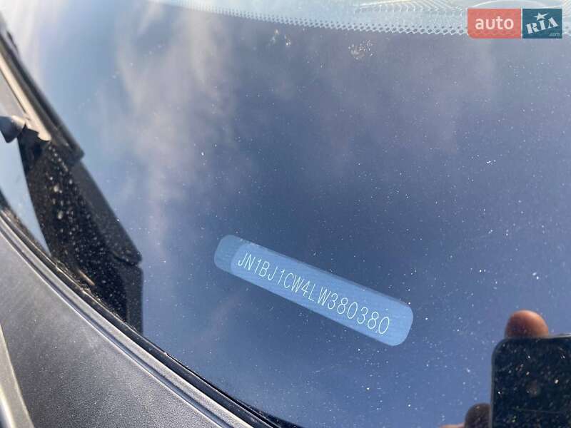 Внедорожник / Кроссовер Nissan Rogue Sport 2020 в Золочеве