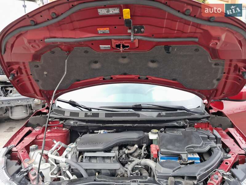 Позашляховик / Кросовер Nissan Rogue Sport 2019 в Тернополі