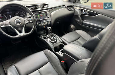 Внедорожник / Кроссовер Nissan Rogue Sport 2022 в 