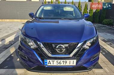 Позашляховик / Кросовер Nissan Rogue Sport 2020 в 