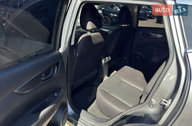 Позашляховик / Кросовер Nissan Rogue Sport 2019 в 