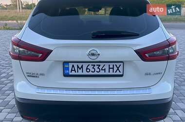 Позашляховик / Кросовер Nissan Rogue Sport 2022 в 