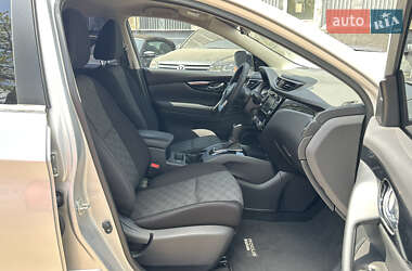 Внедорожник / Кроссовер Nissan Rogue Sport 2021 в 