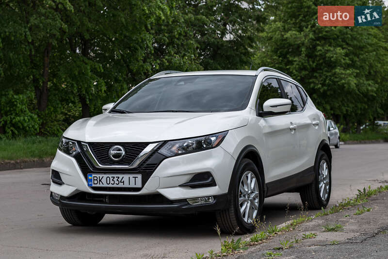 Внедорожник / Кроссовер Nissan Rogue Sport 2022 в Ровно