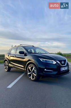 Внедорожник / Кроссовер Nissan Rogue Sport 2022 в Львове