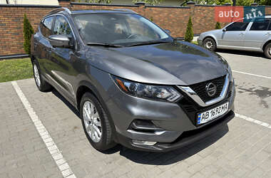 Позашляховик / Кросовер Nissan Rogue Sport 2022 в 
