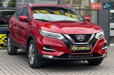 Внедорожник / Кроссовер Nissan Rogue Sport 2018 в Ивано-Франковске