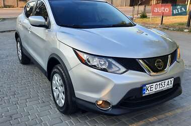 Позашляховик / Кросовер Nissan Rogue Sport 2019 в 