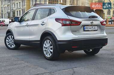 Внедорожник / Кроссовер Nissan Rogue Sport 2022 в 
