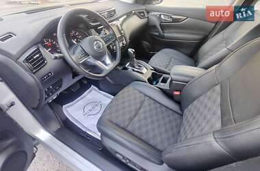 Внедорожник / Кроссовер Nissan Rogue Sport 2022 в 