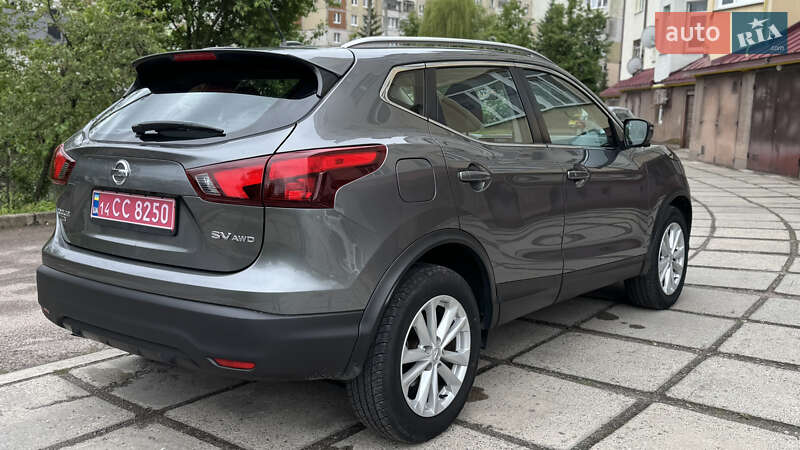 Внедорожник / Кроссовер Nissan Rogue Sport 2017 в Львове