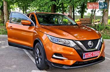 Внедорожник / Кроссовер Nissan Rogue Sport 2018 в Виннице