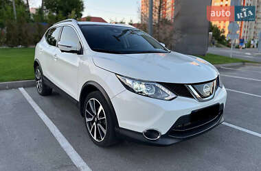 Внедорожник / Кроссовер Nissan Rogue Sport 2018 в Тернополе