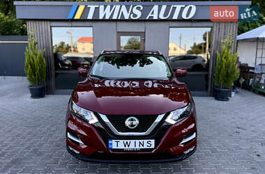 Внедорожник / Кроссовер Nissan Rogue Sport 2022 в 