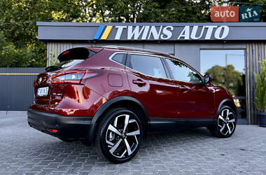 Внедорожник / Кроссовер Nissan Rogue Sport 2022 в 