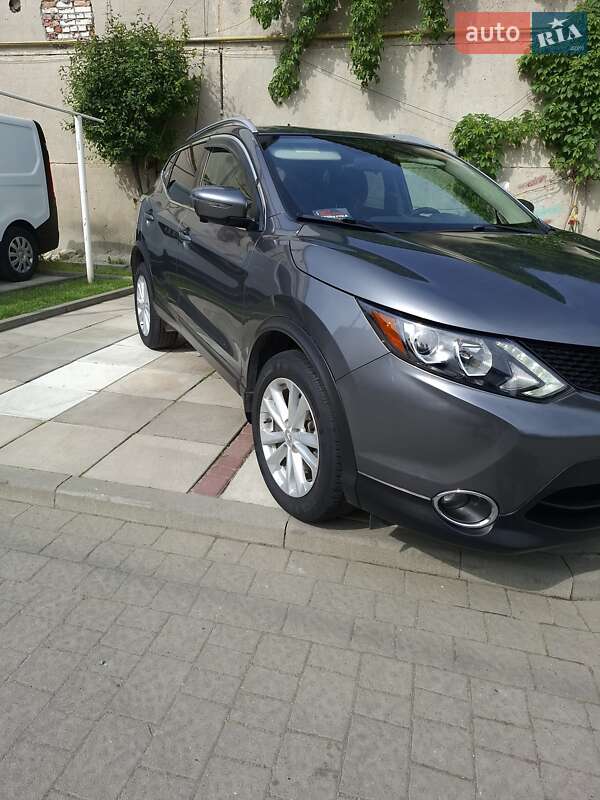 Nissan Rogue Sport 2017