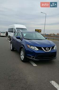 Внедорожник / Кроссовер Nissan Rogue Sport 2019 в Киеве