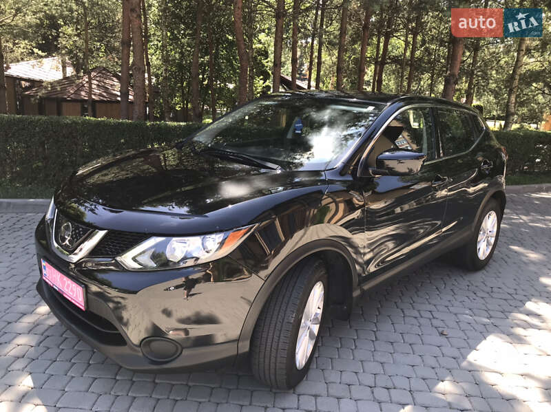 Позашляховик / Кросовер Nissan Rogue Sport 2018 в Сумах
