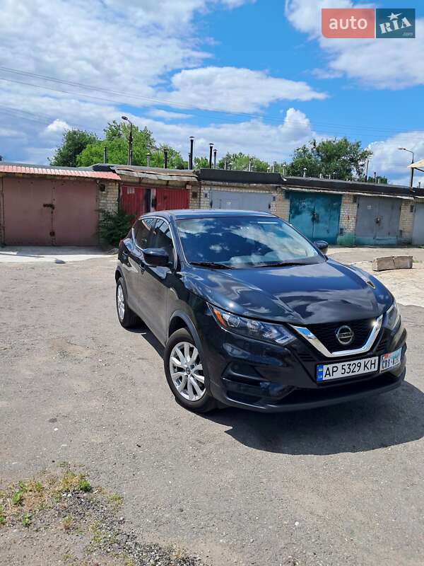 Позашляховик / Кросовер Nissan Rogue Sport 2020 в 