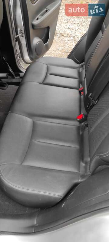 Внедорожник / Кроссовер Nissan Rogue Sport 2017 в Нетешине