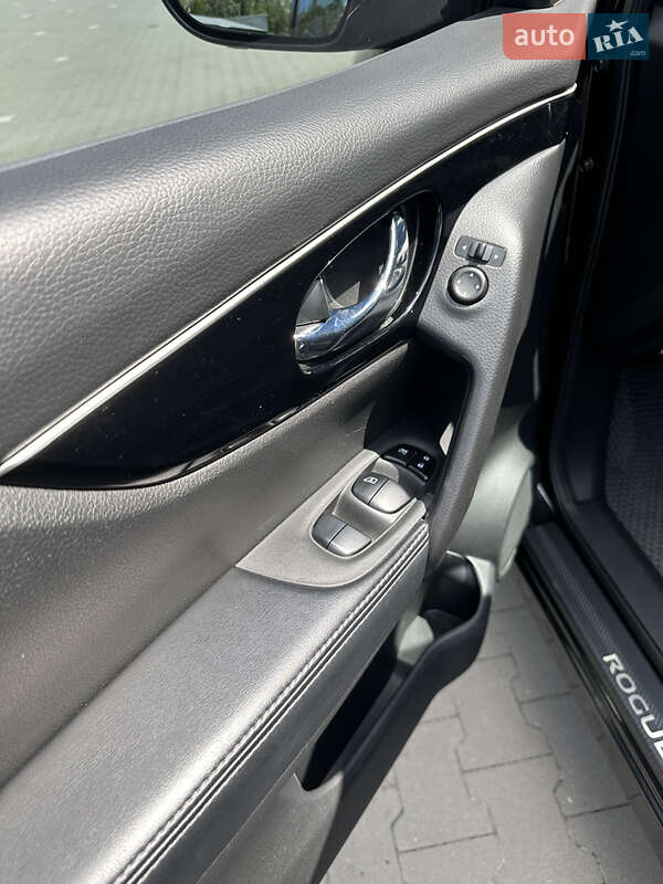 Внедорожник / Кроссовер Nissan Rogue Sport 2019 в Белой Церкви