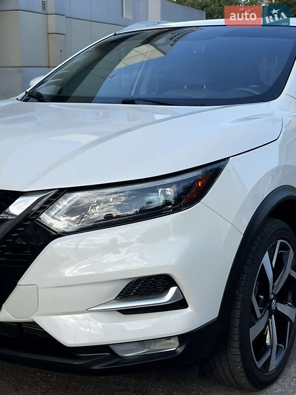 Позашляховик / Кросовер Nissan Rogue Sport 2020 в Одесі